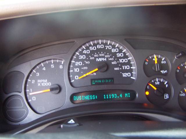 GMC Sierra 2003 photo 2