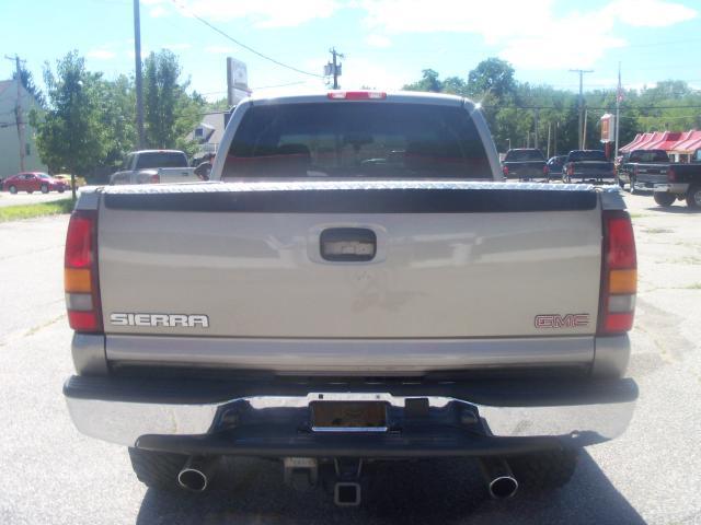 GMC Sierra 2003 photo 4