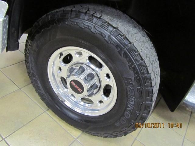 GMC Sierra 2003 photo 3