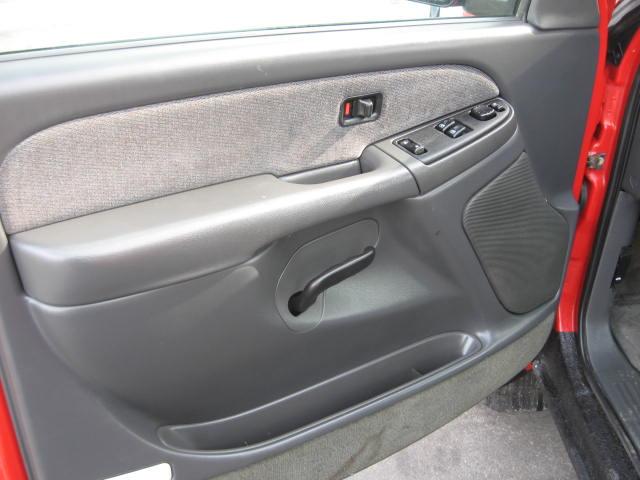 GMC Sierra 2003 photo 3