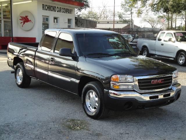 GMC Sierra 45 Pickup