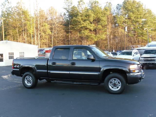 GMC Sierra 2003 photo 1