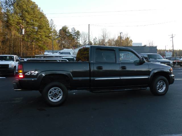 GMC Sierra 2003 photo 2