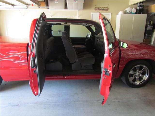 GMC Sierra 2003 photo 1