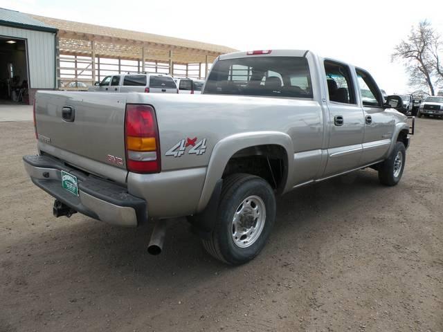 GMC Sierra 2003 photo 1