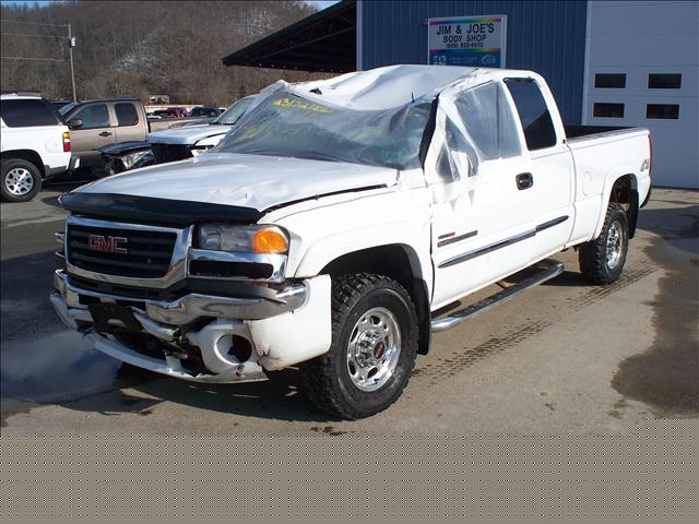 GMC Sierra SLT Pickup