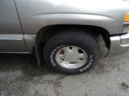 GMC Sierra 2003 photo 1