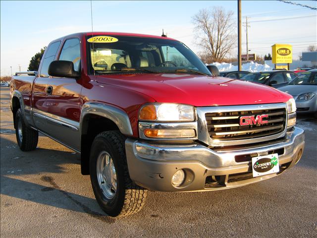 GMC Sierra 2003 photo 2