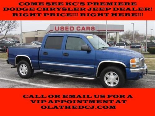 GMC Sierra 2004 photo 2
