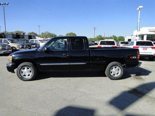 GMC Sierra 2004 photo 1