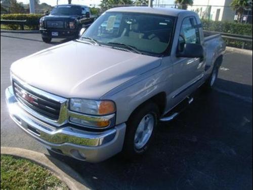 GMC Sierra 2004 photo 1