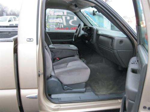 GMC Sierra 2004 photo 2