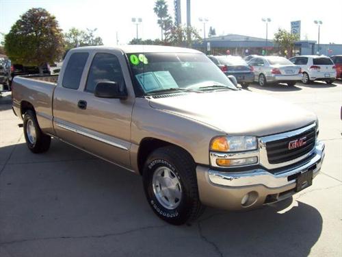 GMC Sierra 2004 photo 1