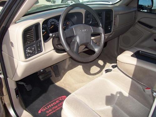 GMC Sierra 2004 photo 2