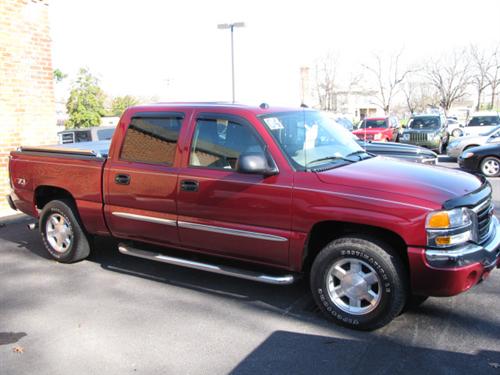 GMC Sierra 2004 photo 1