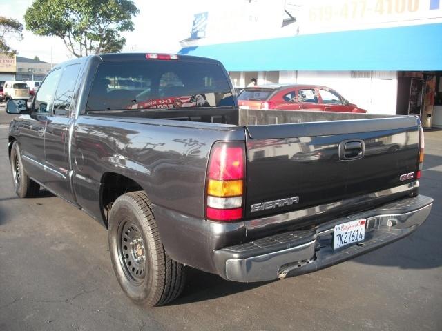GMC Sierra 2004 photo 3