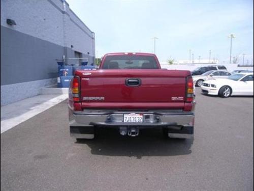 GMC Sierra 2004 photo 4