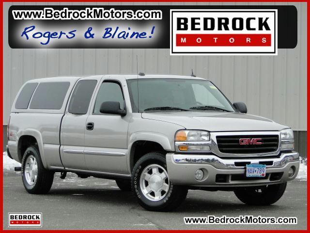 GMC Sierra 2004 photo 1
