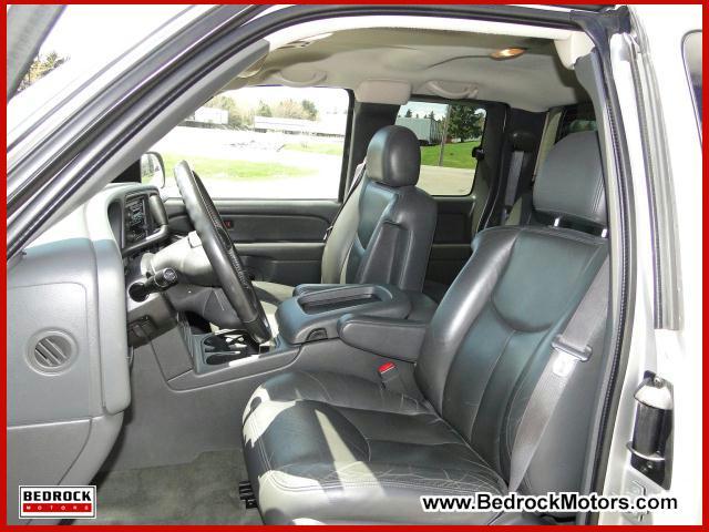 GMC Sierra 2004 photo 4