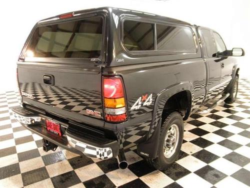 GMC Sierra 2004 photo 1