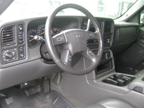 GMC Sierra 2004 photo 2