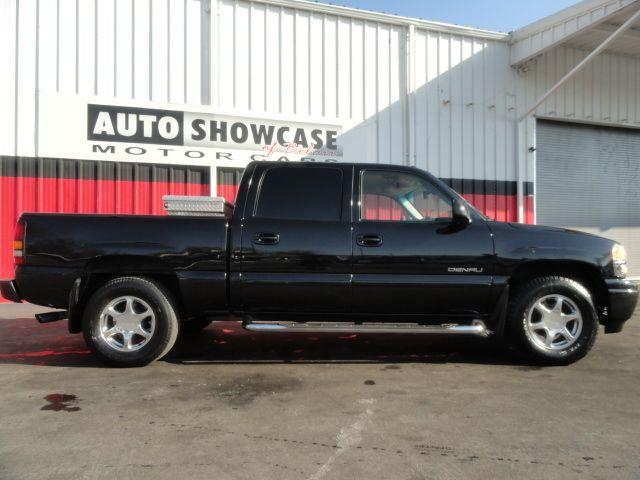 GMC Sierra 2005 photo 2