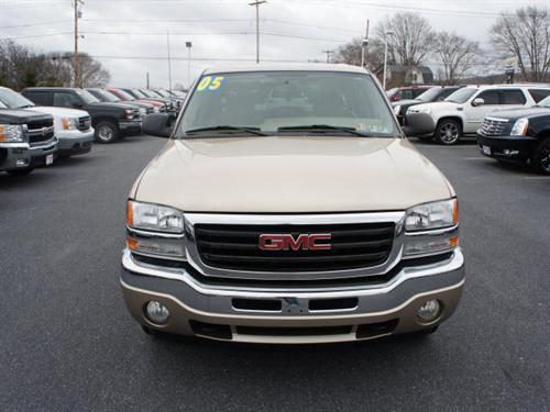 GMC Sierra 2005 photo 3