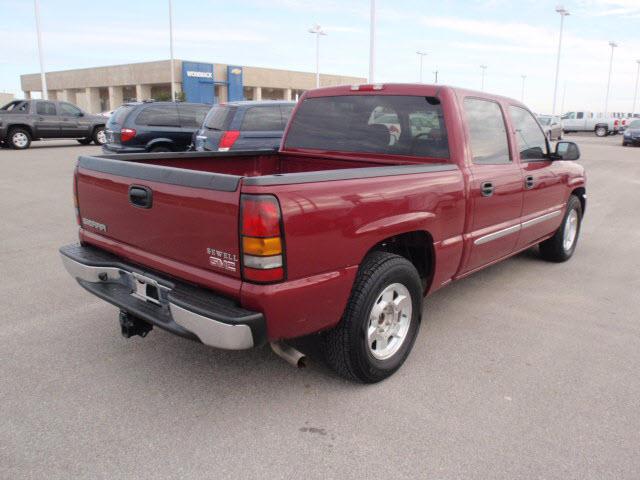 GMC Sierra 2005 photo 3