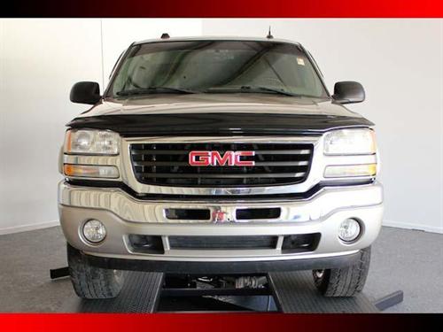 GMC Sierra 2005 photo 1