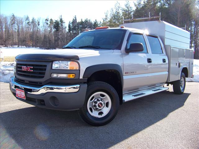 GMC Sierra 2005 photo 1