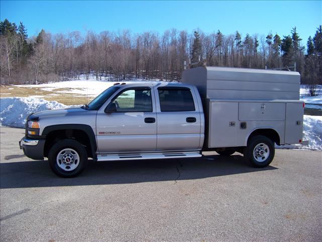 GMC Sierra 2005 photo 3