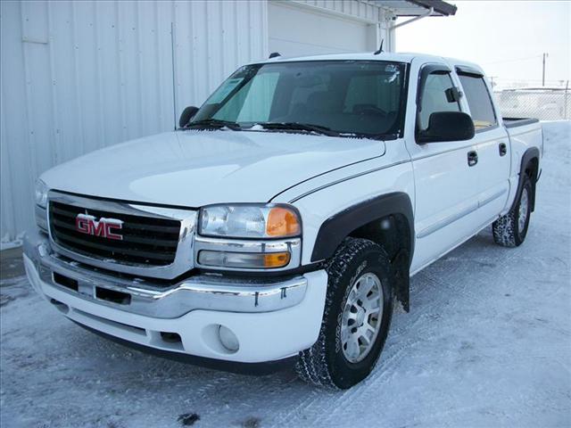 GMC Sierra 2005 photo 4