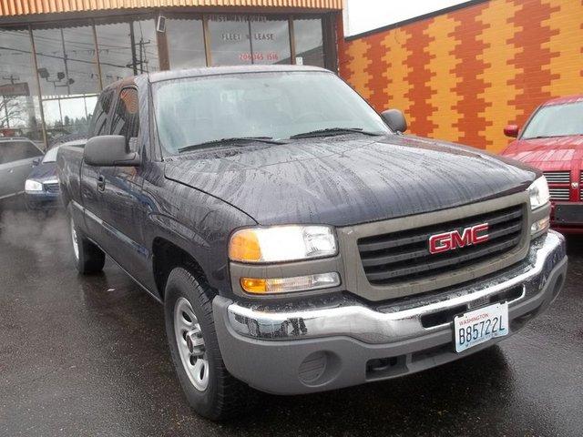 GMC Sierra 2005 photo 2
