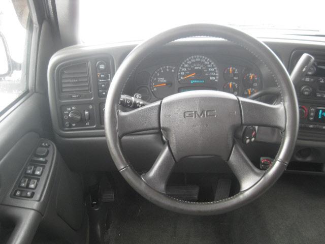 GMC Sierra 2005 photo 4