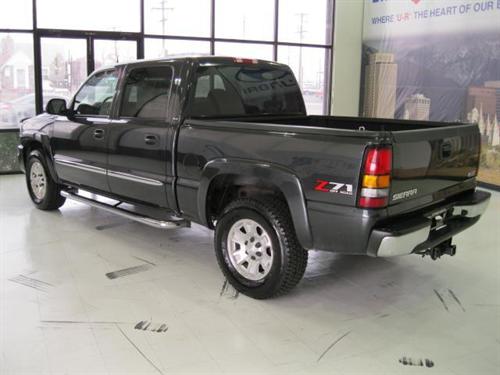 GMC Sierra 2005 photo 4