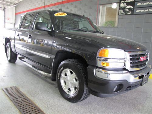 GMC Sierra 2005 photo 4