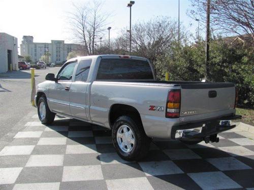 GMC Sierra 2005 photo 1