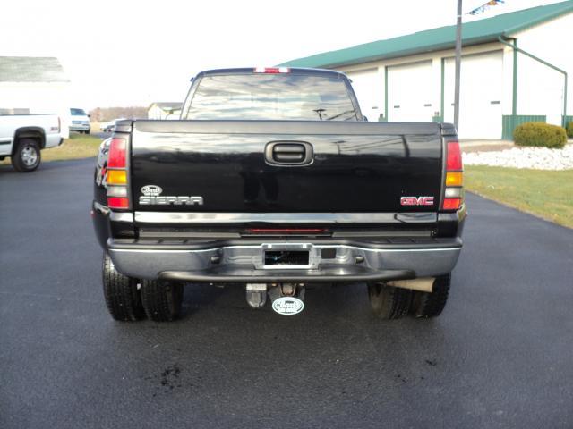 GMC Sierra 2005 photo 4
