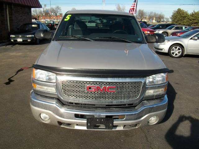 GMC Sierra SLT Pickup