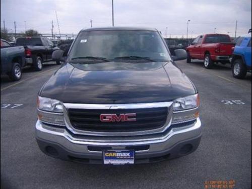 GMC Sierra 2005 photo 1
