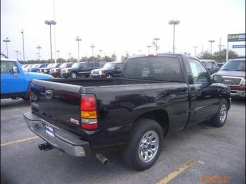 GMC Sierra 2005 photo 3
