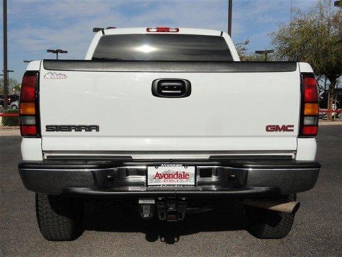 GMC Sierra 2005 photo 4