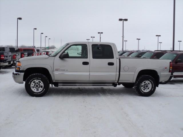 GMC Sierra 2005 photo 1