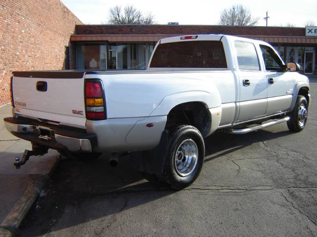 GMC Sierra 2005 photo 4