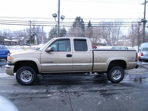 GMC Sierra 2005 photo 1