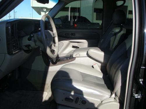 GMC Sierra 2005 photo 2