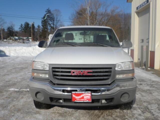 GMC Sierra 2005 photo 3