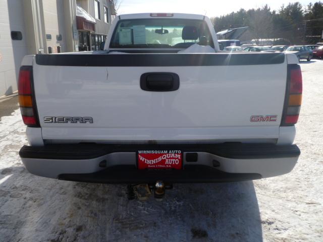 GMC Sierra 2005 photo 4