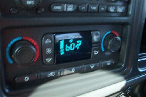 GMC Sierra 2005 photo 2