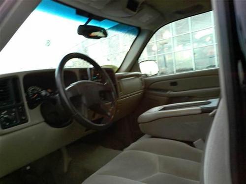 GMC Sierra 2005 photo 2